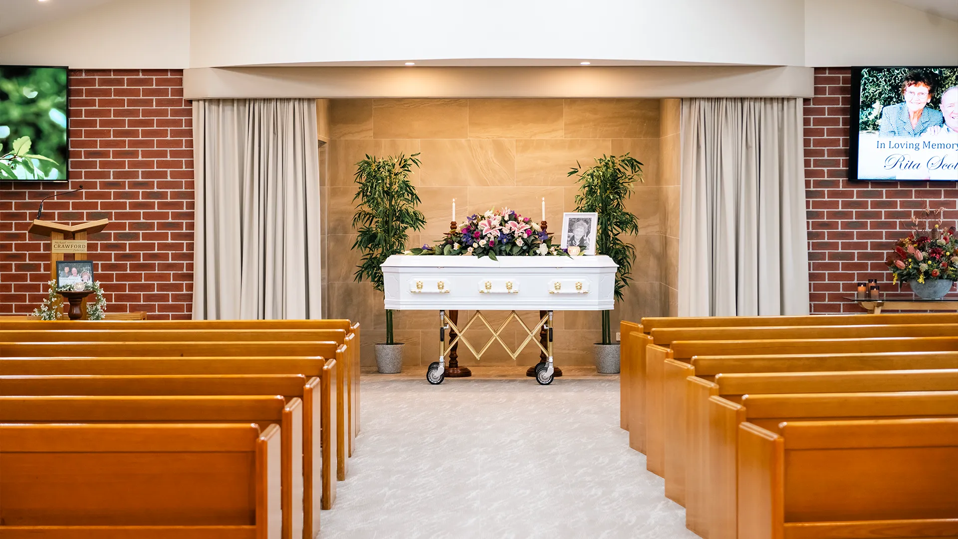 Header Image - Chapel Service